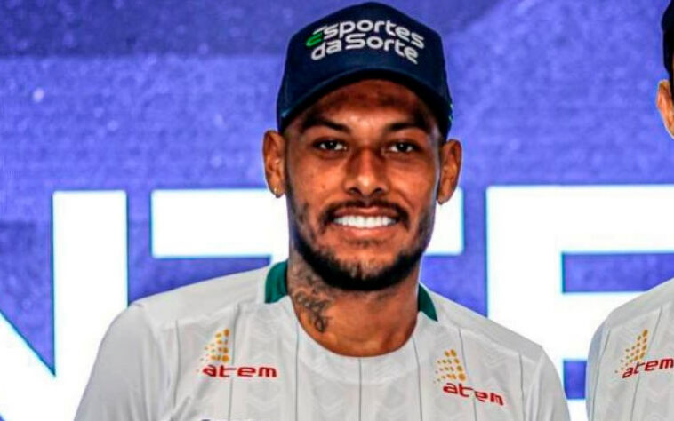 Dieyson (29 anos) – lateral-esquerdo / Time: Manaus FC-AM – Já defendeu o Vasco. Foi contratado pelo Manaus-FC-AM após deixar o Camboriú-SC em 4 de abril.