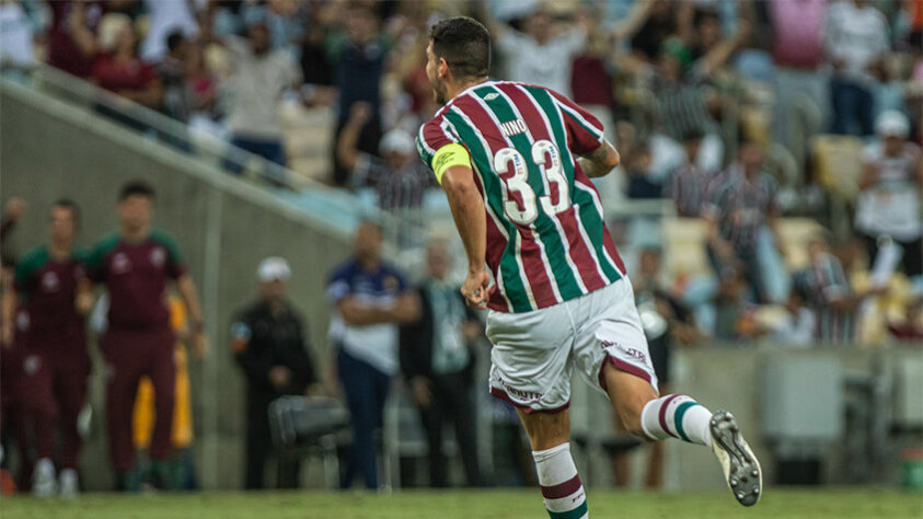 O Fluminense teve mais uma grande atuação na temporada, dominou o Athletico-PR e bateu o adversário por 2 a 0, no Maracanã. Lima e Nino marcaram os gols do triunfo, que colocou o Tricolor na liderança do Campeonato Brasileiro. Confira as notas dos jogadores da equipe carioca.