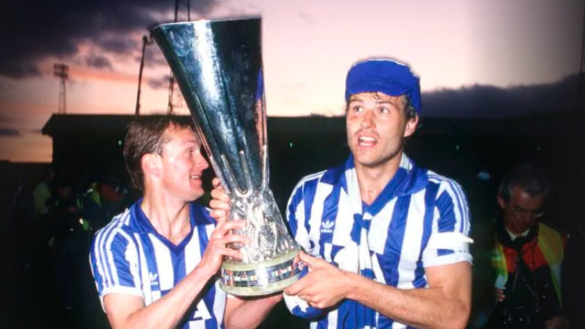 Göteborg (Suécia): dois títulos conquistados, em 1981/1982 e 1986/1987.