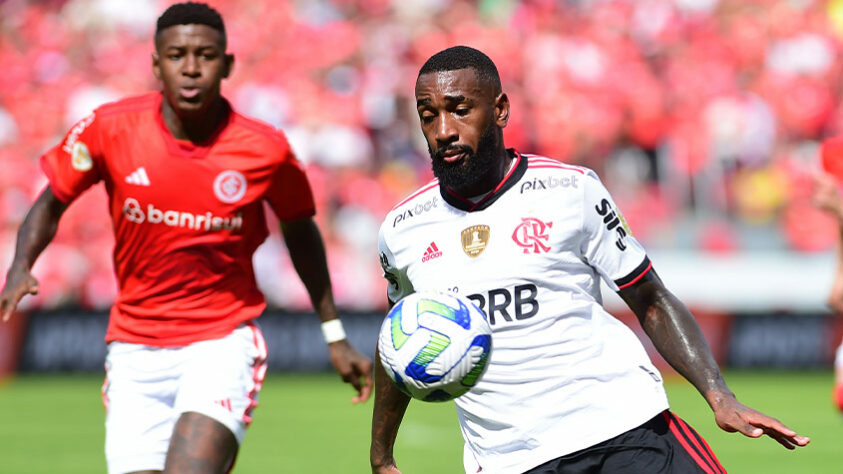 O Flamengo conseguiu abrir o placar com um golaço de Gérson no segundo tempo, mas sofreu a virada para o Internacional, no Beira-Rio, pela segunda rodada do Campeonato Brasileiro. Maurício marcou os dois gols que sacramentaram o 2 a 1 para o Colorado. Confira as notas dos jogadores do Rubro-Negro. 