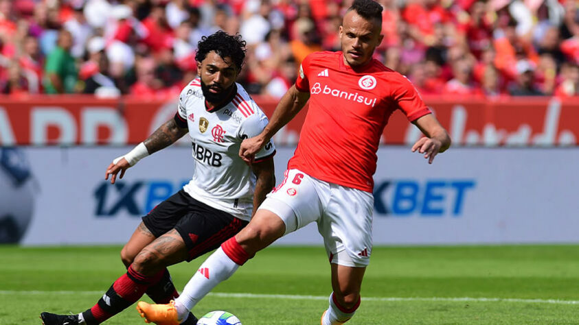 Internacional - Sobe: Alan Patrick e Maurício foram os jogadores mais criativos e perigosos da equipe. O segundo marcou os dois gols da vitória de virada. / Desce: O ataque do Colorado não soube aproveitar os espaços nos contra-ataques para ser perigoso sob seus domínios, e Alemão errou tudo que tentou.