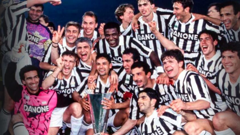 Juventus: três títulos conquistados, em 1976/77, 1989/90 e 1992/93 (foto).