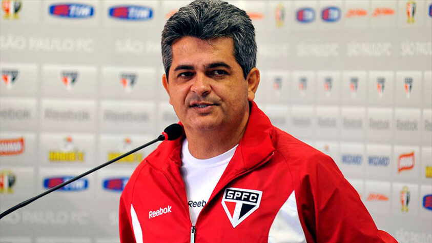 Ney Franco (técnico) - 56 anos atualmente - Apesar da conquista da Sul-Americana 2012, nunca teve uma vida fácil no comando do São Paulo. Sua passagem ficou marcada por atritos com Rogério Ceni. Segue como treinador de futebol, mas no momento está sem clube.