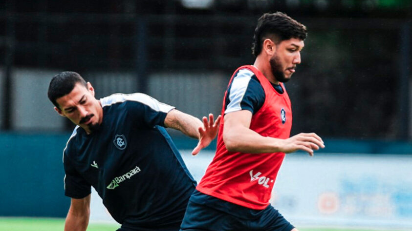 Paraense: Um campeonato confuso. Enquanto Cametá venceu o São Francisco por 1 a 0 no jogo de ida das quartas de final, as equipes voltam a se enfrentar neste domingo (9), para ver quem fica com a vaga na semifinal. Em paralelo, Remo (foto) e Paysandu entram nas quartas de final para encarar Caeté e Tuna Luso, respectivamente. Já neste sábado (8), Castanhal e Águia começam a disputar uma vaga na outra semifinal.