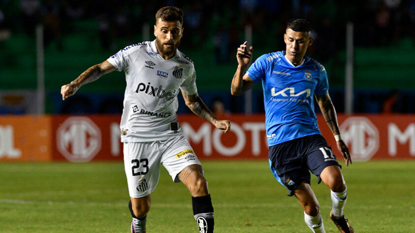 Pela primeira rodada da Copa Sul-Americana, o Santos não fez uma grande exibição, mas soube aproveitar a vantagem numérica para vencer o Blooming. A partida teve confusão, expulsão e um gol no finalzinho de Eduardo Bauermann. Veja a seguir as notas dos jogadores do Peixe! (por Gabriel Teles)