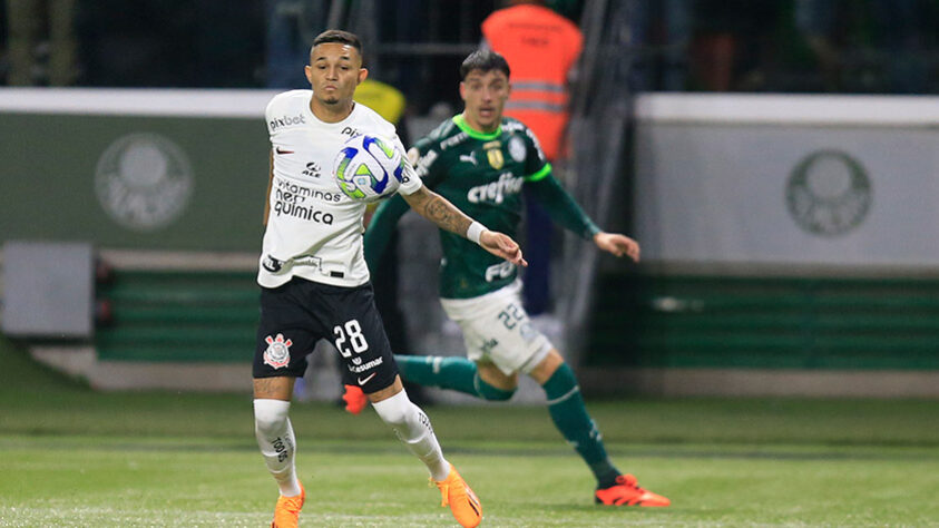 O Botafogo é o atual líder do Campeonato Brasileiro neste início de competição. No entanto, é outro time brasileiro o recordista por ficar mais tempo na ponta da tabela: o Corinthians, que faz a dobradinha com o arquirrival Palmeiras. Você sabe há quanto tempo seu time do coração não termina uma rodada como líder da Série A? Veja aqui a resposta, levando em consideração todos os Brasileiros de pontos corridos, ou seja, desde a edição de 2003. Os dados são da página "Futebol em números", no Instagram.