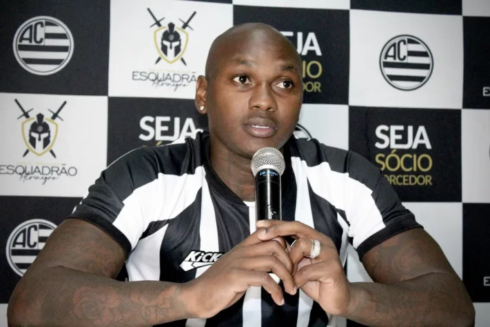 Sassá (29 anos) – atacante / Time: Athletic-MG – Já defendeu o Botafogo e o Cruzeiro. Foi contratado pelo Athletic-MG após deixar o CSA-AL em 1 de janeiro. / Curiosidade: campeão da Copa do Brasil pelo Cruzeiro (2018).