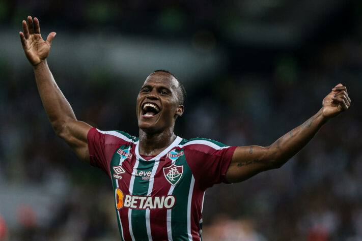 6ª posição - Colômbia: total de jogadores expatriados: 448 jogadores. / Foto: Jhon Arias, atacante do Fluminense.