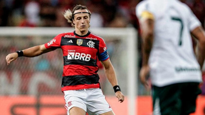 David Luiz (36 anos) - Posição: zagueiro - Clube: Flamengo