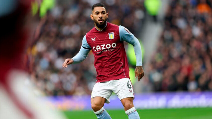 Douglas Luiz (Aston Villa) - 43 passes em 32 jogos.