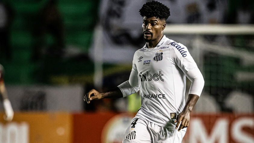 O defensor do Santos foi um dos primeiros jogadores afastados nesta segunda fase da Operação, logo na manhã da última terça-feira (9). Além da participação no esquema de manipulação de resultados, Bauermann participou de uma vídeochamada com os apostadores na concentração do Santos, vestindo uniforme do clube. Seu contrato com o Peixe foi suspenso na última terça-feira (16). No mesmo dia, o jogador também recebeu uma suspensão de 30 dias pelo STJD. 