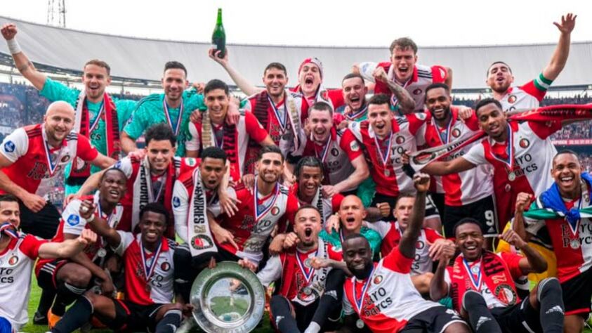 24º lugar (empate entre dois clubes): Feyenoord (Holanda, nível 4) - 186 pontos.