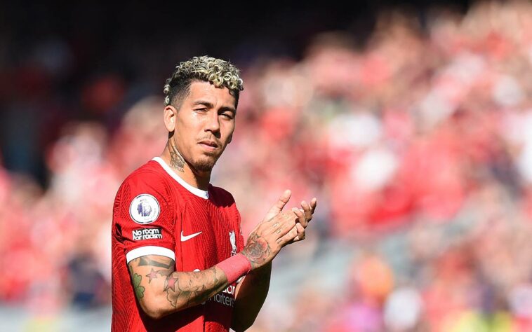 Roberto Firmino (atacante – 31 anos – brasileiro): já anunciou sua saída do Liverpool.