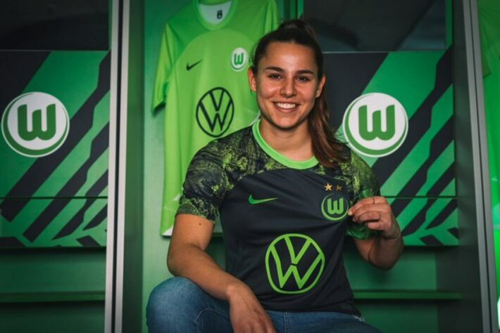 Wolfsburg: camisa 2 - lançada oficialmente