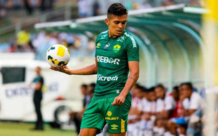 Igor Cariús (lateral-esquerdo) - O jogador foi denunciado pelo MP de Goiás / Defendia o Cuiabá no momento da acusação. 