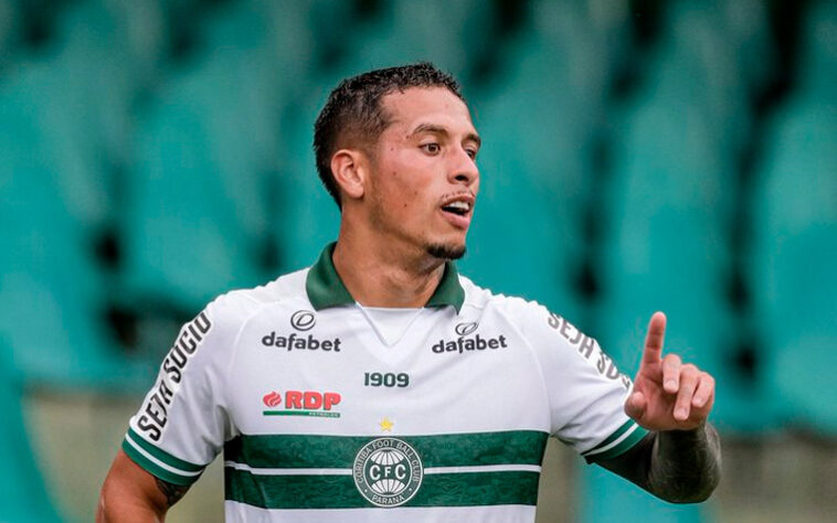 Jesús Trindade, meia - Onde estava: Coritiba / Onde está atualmente: Coritiba - O nome do jogador teria aparecido em uma planilha que aponta pagamento de R$ 70 mil ao atleta, sem especificar o lance ou jogo em que foi feito o acordo. Trindade foi afastado pelo Coritiba logo que seu nome foi ligado ao escândalo, e foi intimado a depor sobre o caso. 