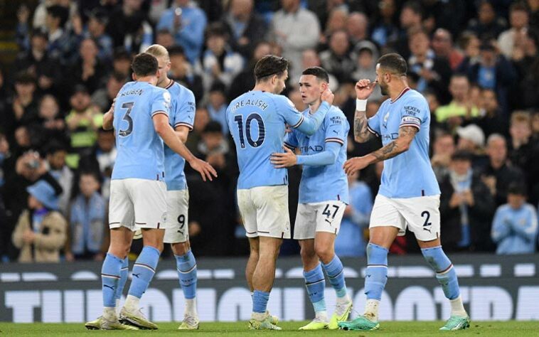 Manchester City - primeira divisão da Inglaterra. Primeira grande aquisição do conglomerado, o Grupo City adquiriu o clube inglês em 2008, por R$ 1,22 bi na cotação da época.