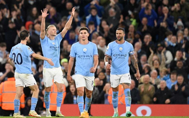 Premier League (Inglaterra): Manchester City campeão - 9º título no campeonato. 