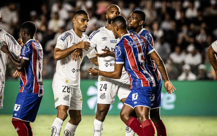 Bahia: SOBE - O trio defensivo composto por Vitor Hugo, David Duarte e Kanu foi bastante seguro. // DESCE - O time não possui destaques negativos, pois conseguiu conquistar seu objetivo, que foi o empate fora de casa.