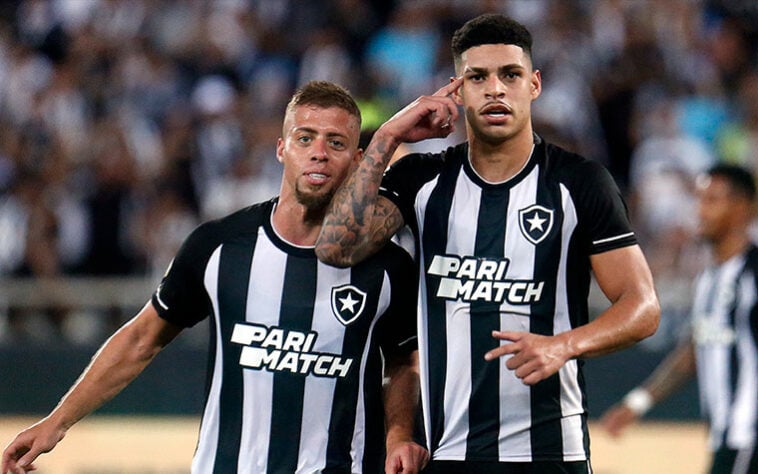 10º lugar: Botafogo - [27] rodadas na liderança do Brasileirão