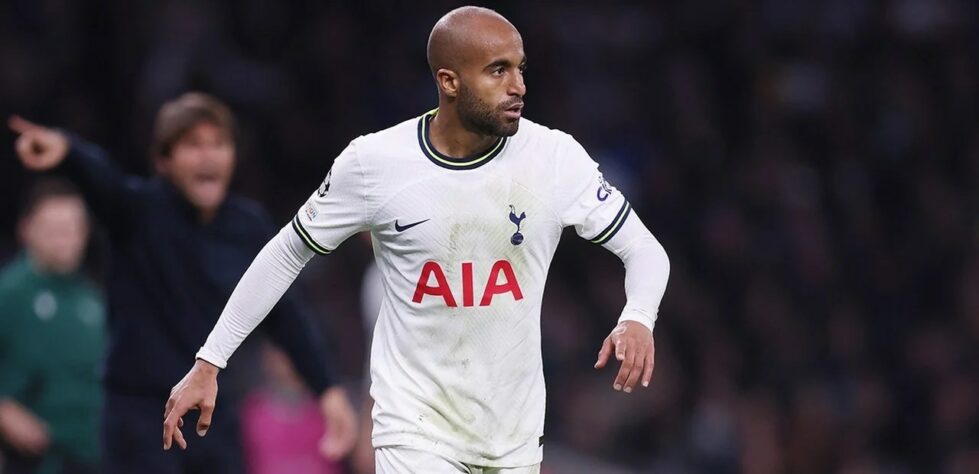 Lucas Moura (meia) - Revelado pelo São Paulo, o jogador de 30 anos teve como seu último clube o Tottenham. Passou também pelo PSG.