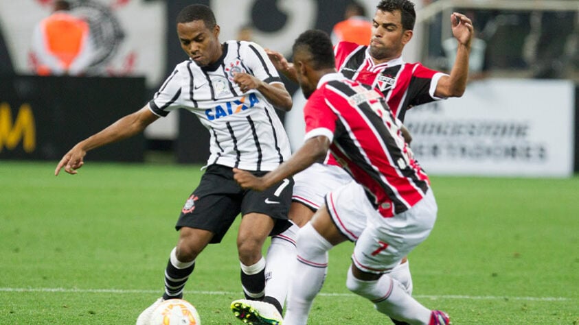 18/02/2015: Corinthians 2 x 0 São Paulo - Copa Libertadores