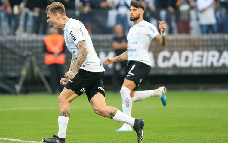 16º lugar: CORINTHIANS (9 pontos) – 10 jogos – Título: 0.27% / Libertadores: 7.5% / Sul-Americana: 25.4% / Rebaixamento: 35.8%