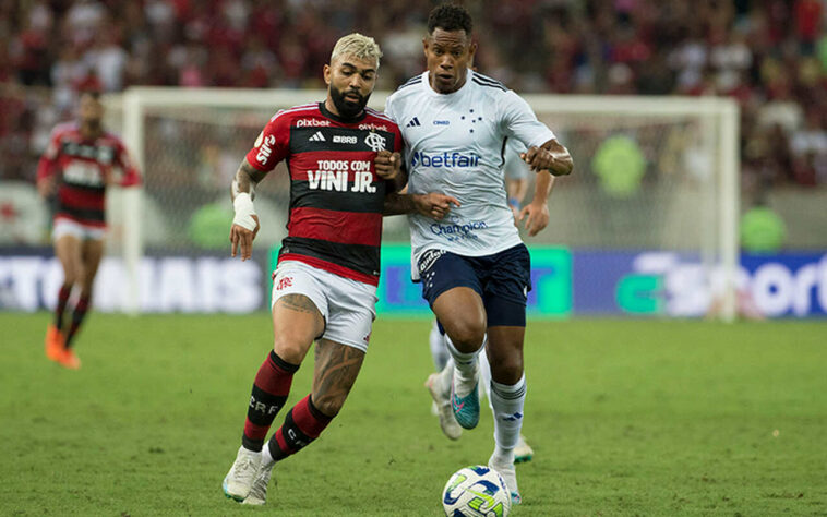 1º lugar: Flamengo 1 x 1 Cruzeiro (Maracanã) - Público pagante: 65.270
