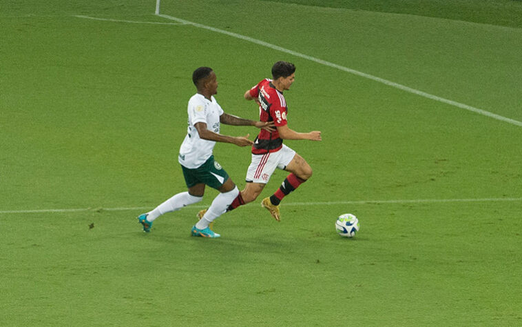 12º lugar: Flamengo 2 x 0 Goiás (Maracanã) – Público pagante: 42.424