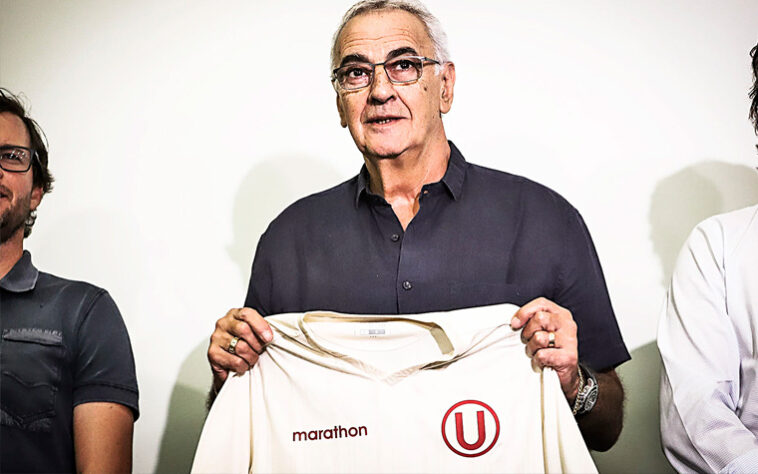 Jorge Fossati (Club Universitario de Desportes, do Peru) - 70 anos e cinco meses.