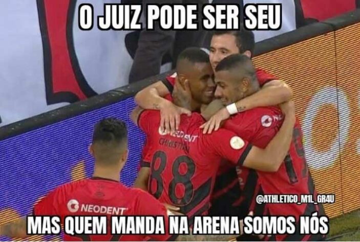 O melhor central do mundo e o melhor - Futebol M1l Gr4u