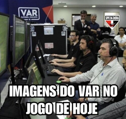 Tabu mantido e arbitragem polêmica: os memes do empate entre Corinthians e São Paulo na Neo Química Arena.