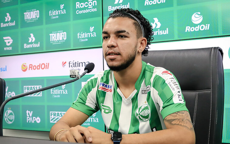 São dois jogos com o envolvimento de Moraes: em um (Palmeiras x Juventude) foram oferecidos R$ 30 mil para que Moraes tomasse um cartão amarelo; no outro, (Goiás x Juventude), foram oferecidos R$ 50 mil para que o jogador tomasse outro cartão amarelo. Atualmente, o atleta defende a Aparecidense. 