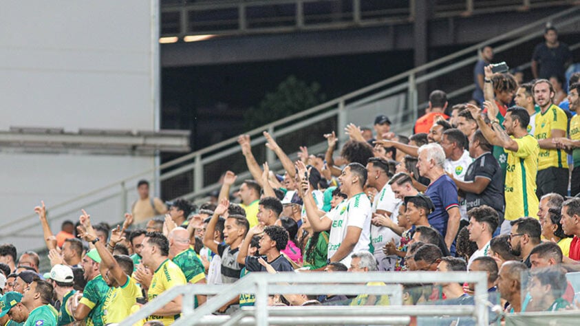 16º lugar - Cuiabá - média de 12.948 torcedores.