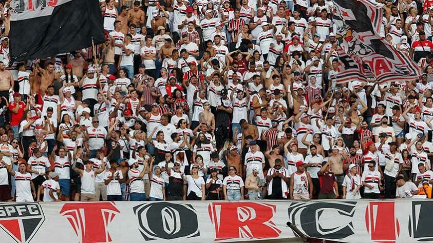 2º lugar - São Paulo - média de 43.955 torcedores.