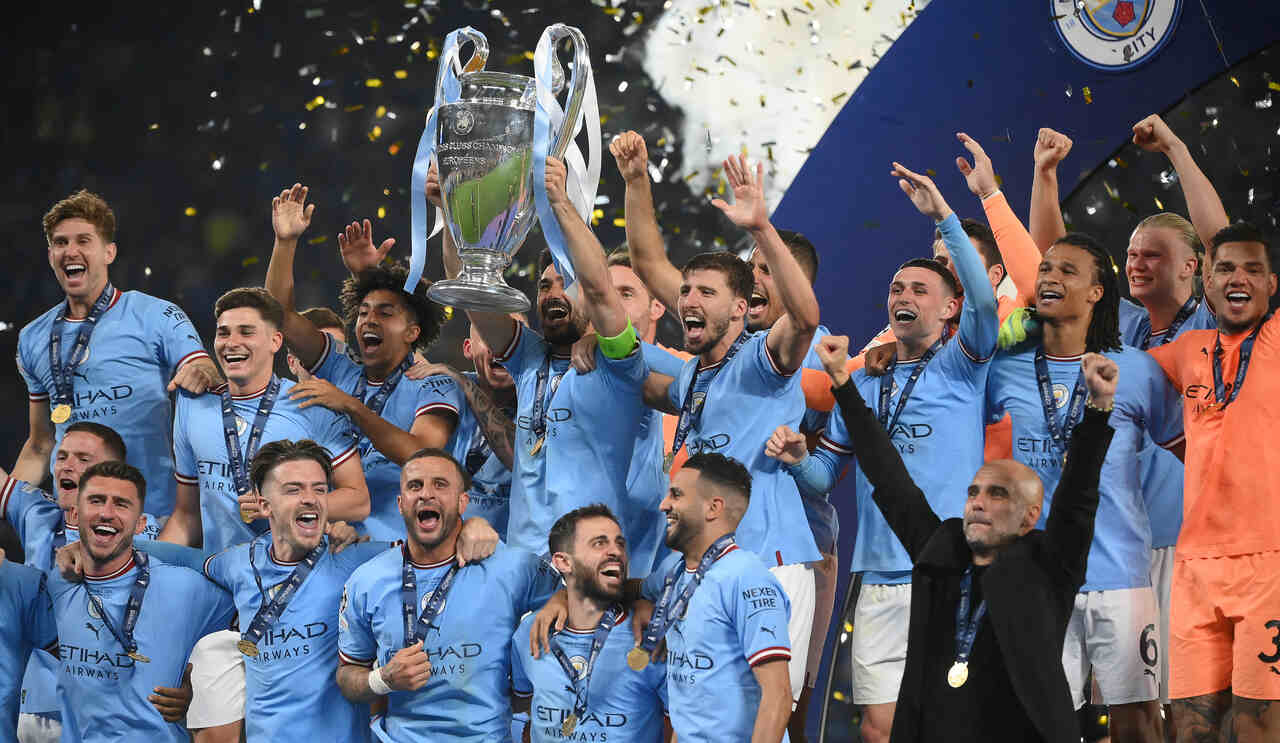 Manchester City (Inglaterra) - Campeão da Champions League 2022/2023 - Representante da Europa