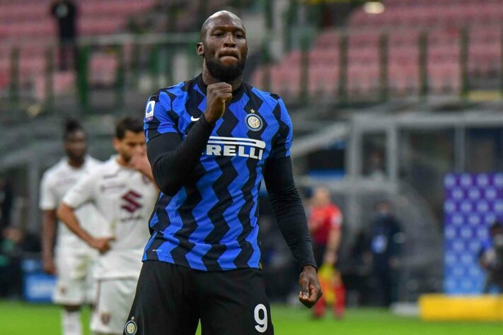 13º lugar: Lukaku (Inter de Milão e Roma/Bélgica) - 32 gols 