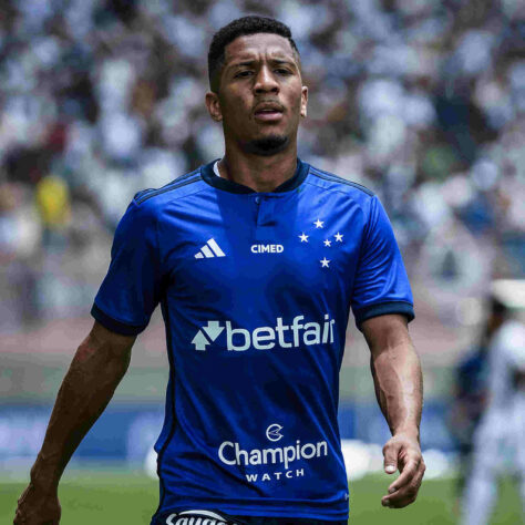 FECHADO - Matheus Davó, atacante que defendia o Cruzeiro, foi anunciado como reforço do Pafos FC, do Chipre. O vínculo do jogador foi assinado por empréstimo até o meio de 2024. 
