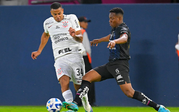 Em duelo válido pela 5ª rodada da fase de grupos da Libertadores, o Corinthians foi derrotado por 3 a 0 pelo Independiente del Valle, em Quito, e está eliminado da competição. Veja as notas dos jogadores do Timão e os pontos positivos e negativos do time equatoriano. (feito por Rafael Marson)