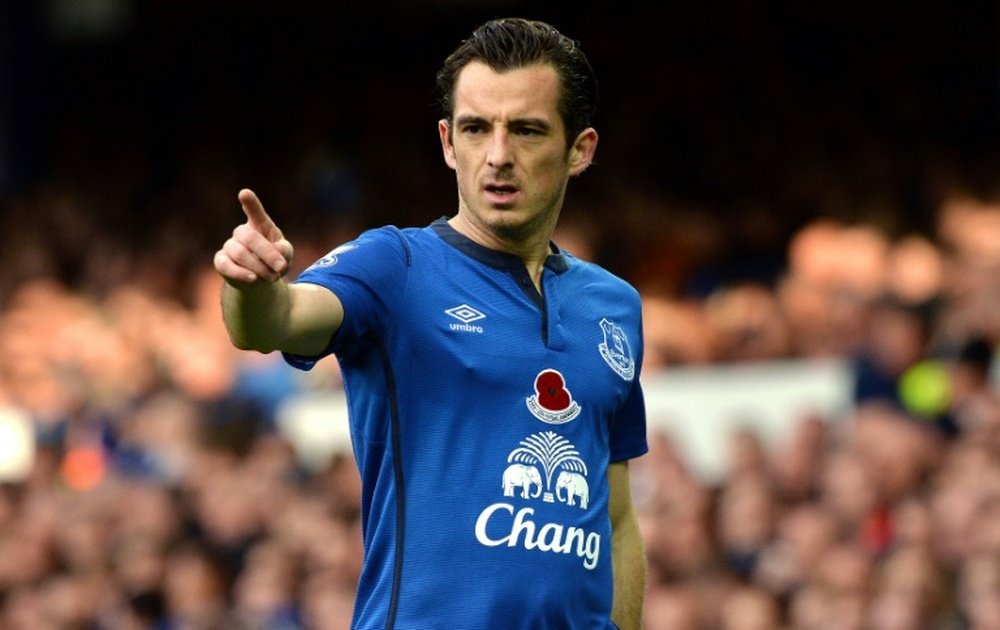 Leighton Baines – ex-lateral-esquerdo inglês - 38 anos