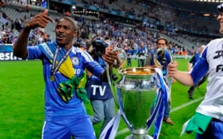 Ramires (volante / Brasil) - Libertadores: Palmeiras (2020) / Champions: Chelsea (2011-12)