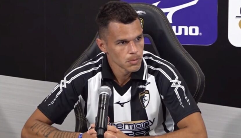 Welinton Junior - atacante - de saída do Portimonense (POR).