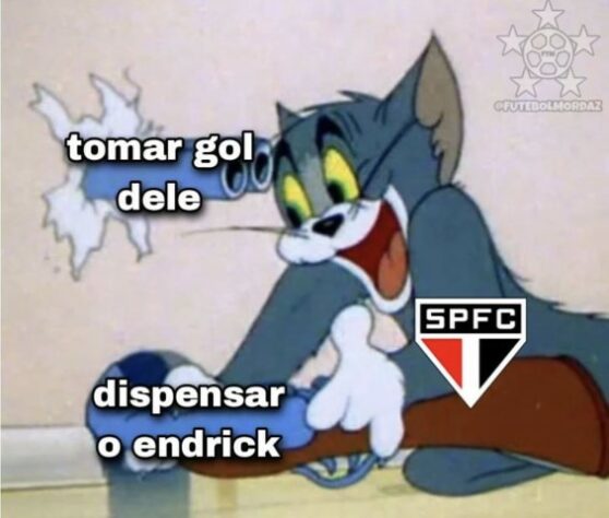 Endrick, que foi dispensado da base do São Paulo, foi lembrado nos memes após marcar o segundo gol da vitória palmeirense.