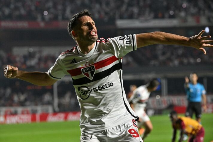 18º lugar - São Paulo: 1 ponto. Campanha: 4 jogos, 1 empate e 3 derrotas (8.33% de aproveitamento)