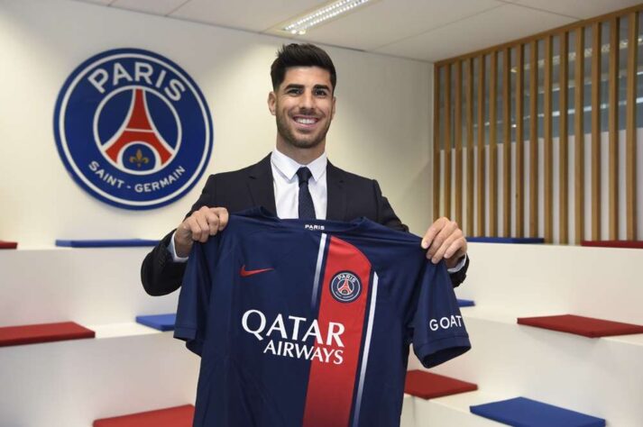 FECHADO - O outro jogador anunciado pelo PSG foi o meia-atacante espanhol Marco Asensio, que estava no Real Madrid. Não foram divulgados os valores do salário do jogador de 27 anos. 