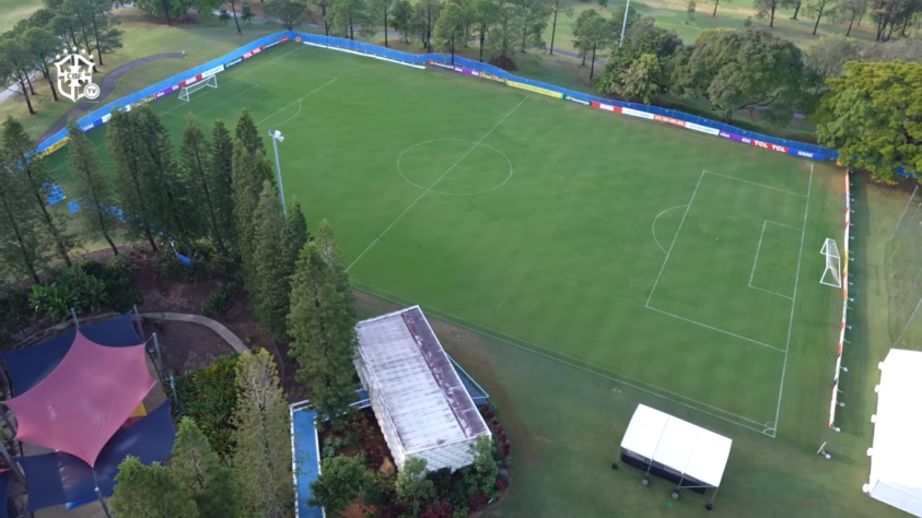 Campo do CR onde a Seleção Brasileira treina em Gold Coast (Foto: Reprodução / CBF TV)