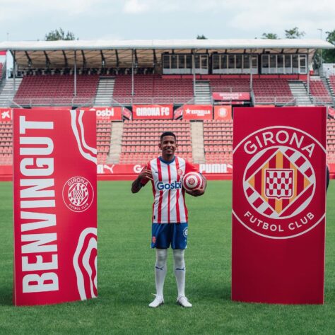 FECHADO - O atacante Savinho, ex-Atlético-MG e que pertencia ao Troyes (França), foi anunciado como reforço do Girona (Espanha) para a próxima temporada. O vinculo do jogador com o clube espanhol é de um ano, por empréstimo. 