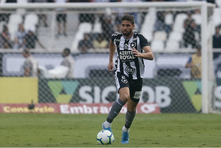 O Botafogo posteriormente selou vínculo com uma nova fornecedora. O acordo durou até 2021.