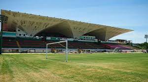 Estádio Luso-Brasileiro - localizado na Ilha do Governador, Rio de Janeiro. Capacidade: 5,994 espectadores.