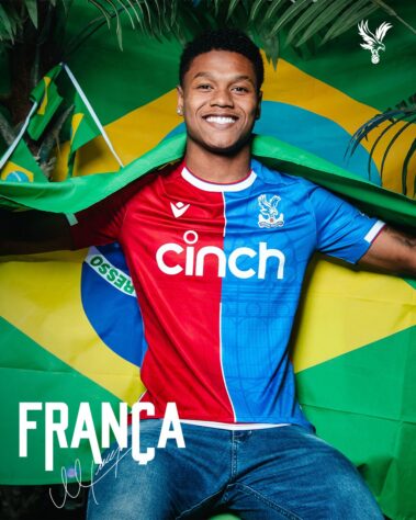 FECHADO - Cria do Ninho, o atacante Matheus França foi anunciado pelo Crystal Palace, da Inglaterra. O Flamengo negociou o jovem de 19 anos por 20 milhões de euros para o clube que disputa a Premier League.